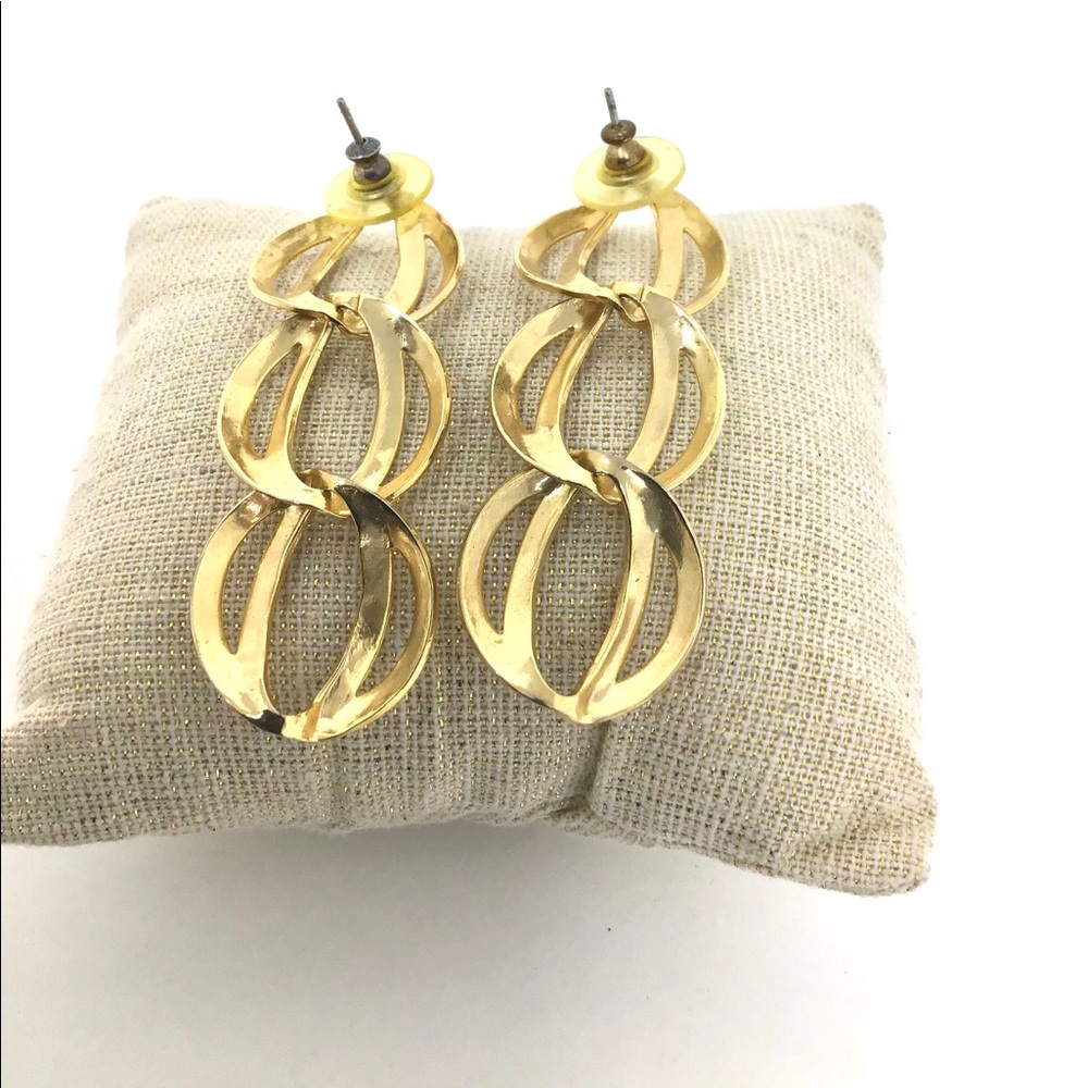 DANGLING GOLD EAR RINGS - Picture 7 of 8